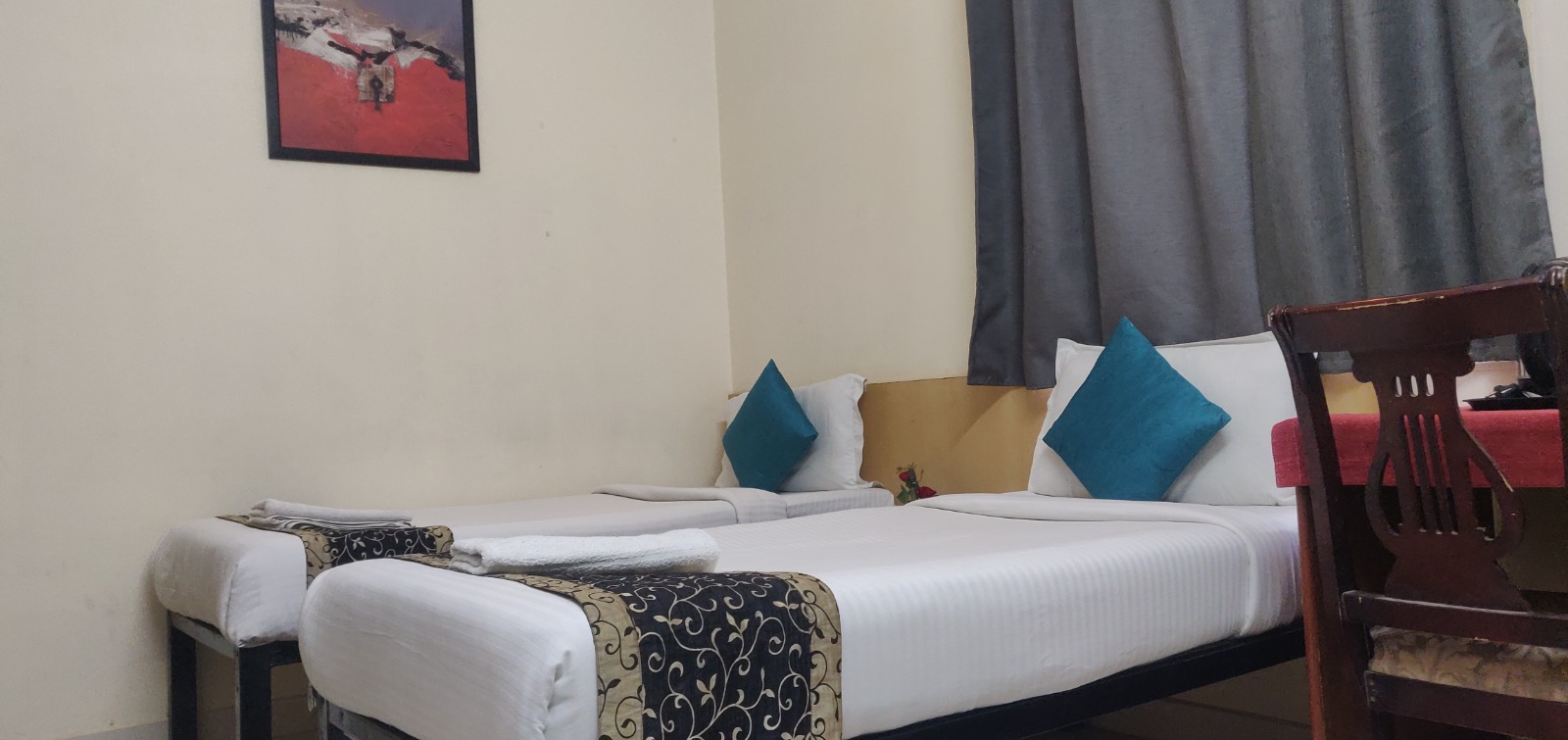 Deluxe Twin Room — photo 2