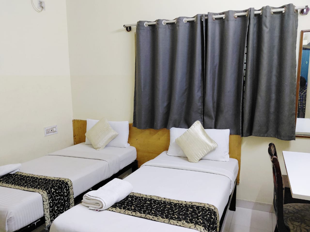 Deluxe Twin Room — photo 3