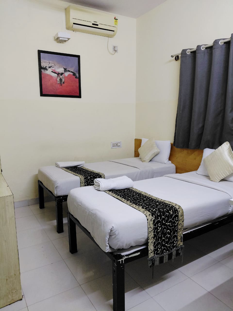 Deluxe Twin Room — photo 4